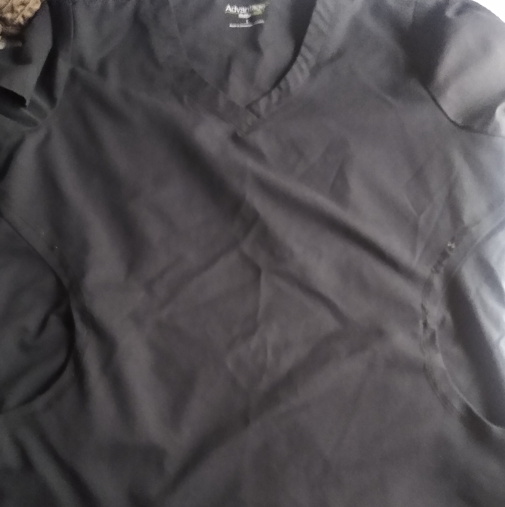 Scrub top